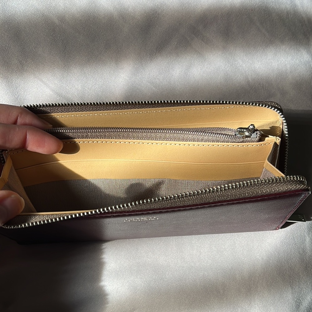 Franco Ferraro Long Zip Wallet - Picture 9 of 9